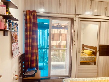 Living Room in 2 BHK Apartment at Andheri West – for Rent