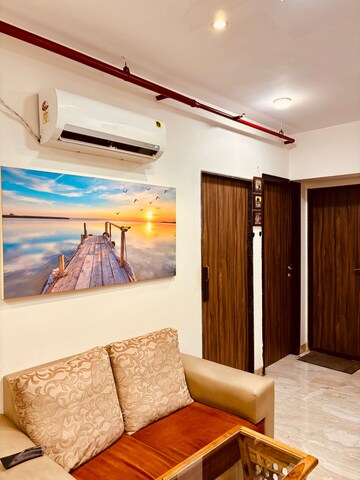 Furnished Amenities in 2 BHK Apartment at Andheri West – for Rent