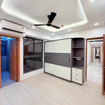 Room in 3 BHK Apartment at M3M Heights, Sector 65 – for Rent