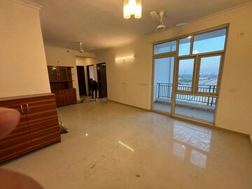 Room in 3 BHK Apartment at Rishita Manhattan, Gomti Nagar – for Rent