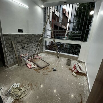 Balcony in 2 BHK Builder Floor at South Extension I – for Rent