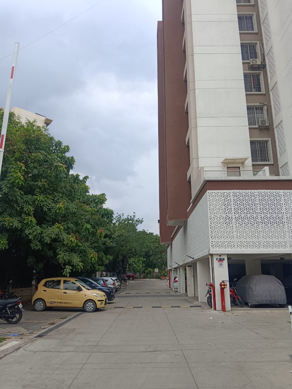 2 BHK Apartment For Rent in Tirupati Regalia