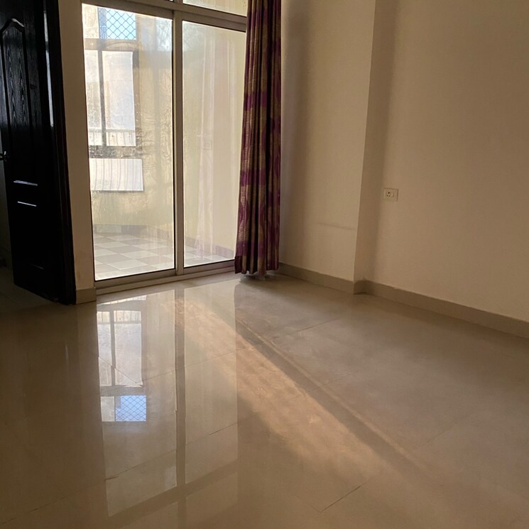 Room, ramprastha-pearl-court 2 Bedroom 1170 Sq.Ft. Apartment In Vaishali Extension Ghaziabad 8682430