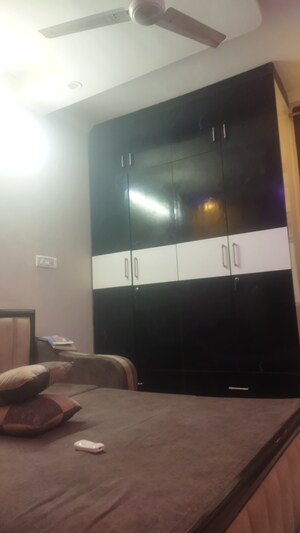 Furnished Amenities in 3 BHK Builder Floor at Govindpuri – for Sale