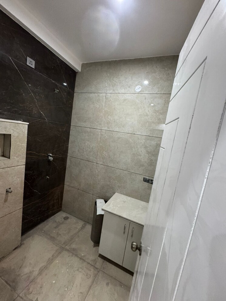 Kitchen, sahastradhara road 3 Bedroom 1600 Sq.Ft. Builder Floor In Sahastradhara Road Dehradun 8682434