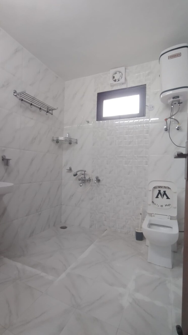 Master Bedroom, safdarjung development area 2 Bedroom 150 Sq.Yd. Builder Floor In Safdarjung Development Area Delhi 8682437