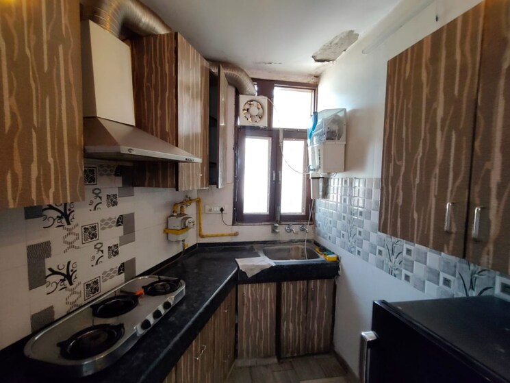 Kitchen, malviya nagar 1.5 Bedroom 100 Sq.Yd. Builder Floor In Malviya Nagar Delhi 8682458