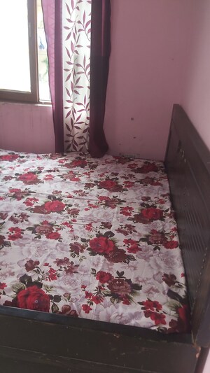 Furnished Amenities in 2.5 BHK Builder Floor at Mayur Vihar – for Sale