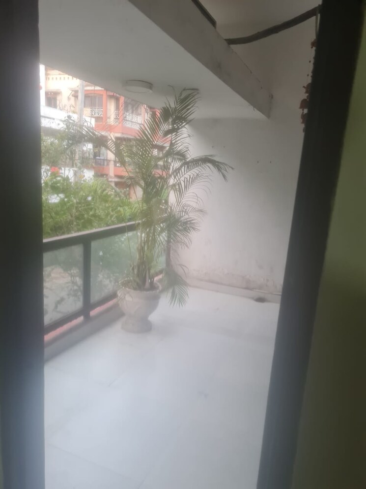 Room, safdarjung development area 2 Bedroom 200 Sq.Yd. Builder Floor In Safdarjung Development Area Delhi 8682463