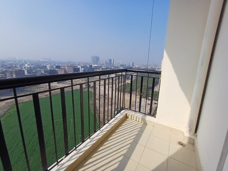 Balcony, nimbus-the-hyde-park 2 Bedroom 915 Sq.Ft. Apartment In Sector 78 Noida 8682479