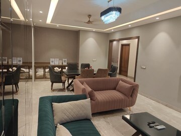 Master Bedroom in 1 RK Builder Floor at Ansal Plaza Sector-23, Sector 23 – for Rent