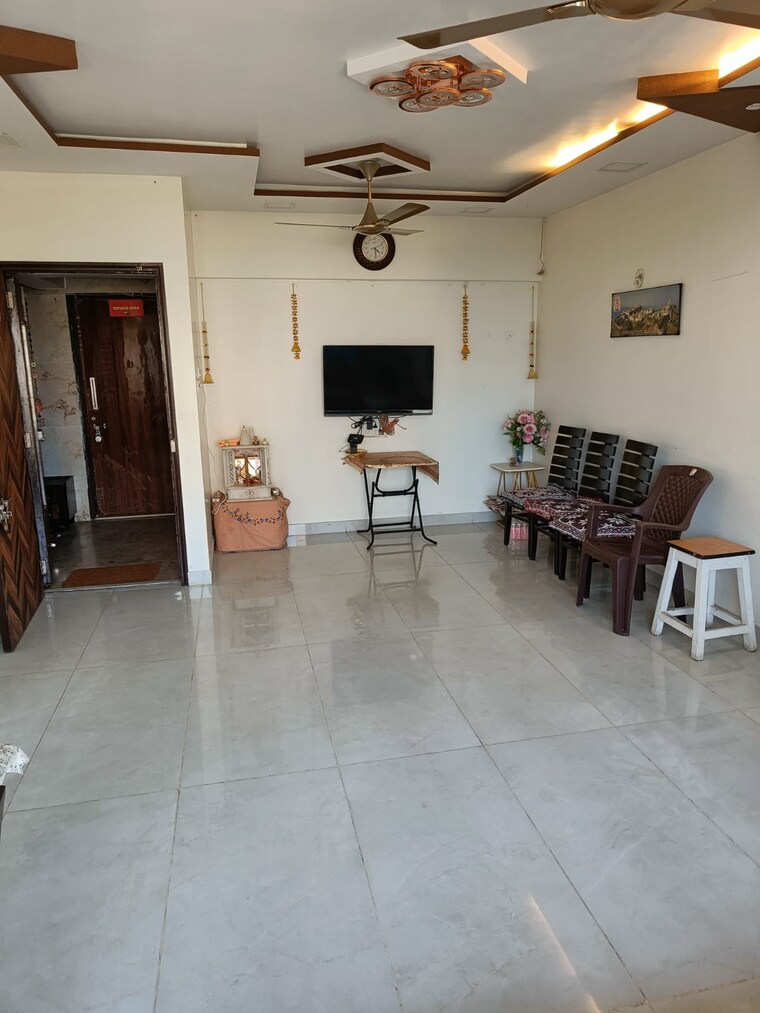  Parking, kamla-gopal 3 Bedroom 918 Sq.Ft. Apartment In Borivali West Mumbai 8682502