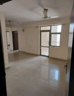 3 BHK Apartment For Sale in Amrapali Pan Oasis, Sector 70