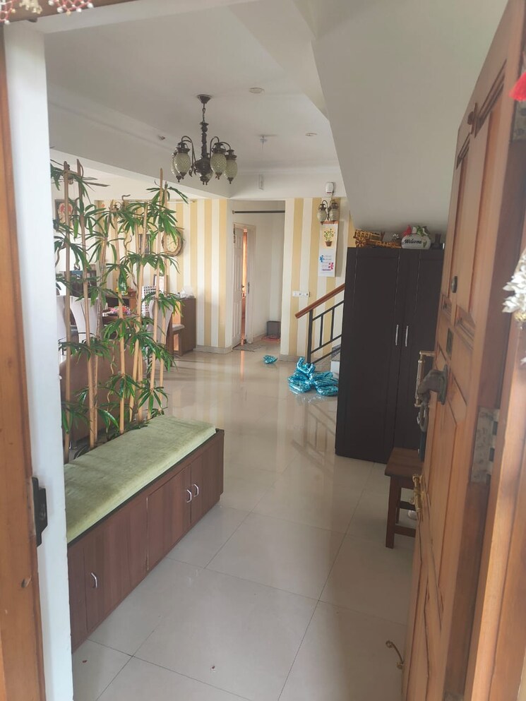 Living Room, snn-raj-lake-view-phase-ii 3 Bedroom 3100 Sq.Ft. Apartment In Btm Layout Bangalore 8682522