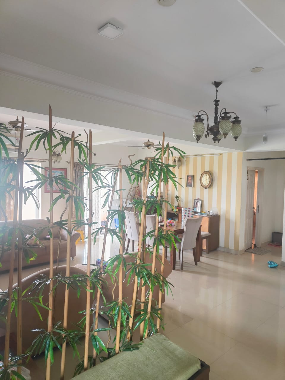 3 BHK + Pooja Room,Servant Room,Study Room,Extra Room Apartment For Rent in SNN Raj Lake View Phase II