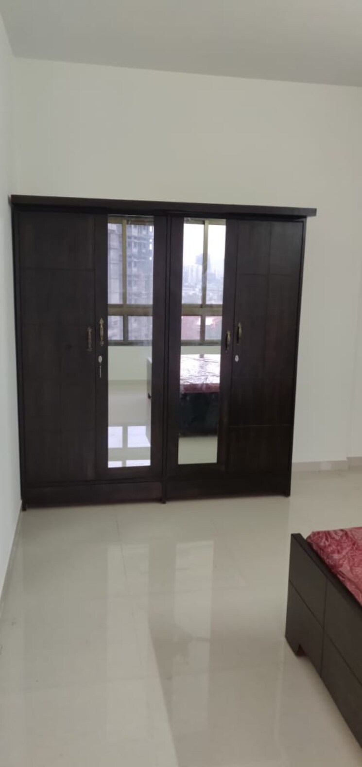 Room, malad east 2 Bedroom 825 Sq.Ft. Apartment In Malad East Mumbai 8682548