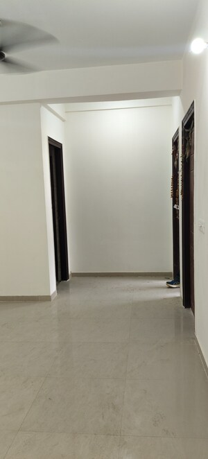 Room in 2 BHK Apartment at Excella Kutumb, Sultanpur Road – for Sale