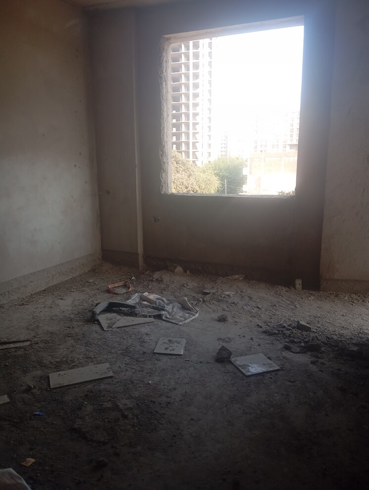 Room, grand-omaxe 2 Bedroom 1125 Sq.Yd. Apartment In Gomti Nagar Lucknow 8682556