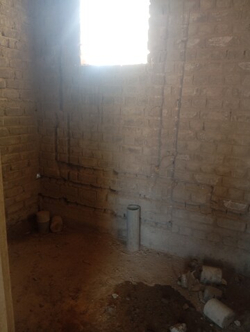 Bathroom in 2 BHK Apartment at Grand Omaxe, Gomti Nagar – for Sale