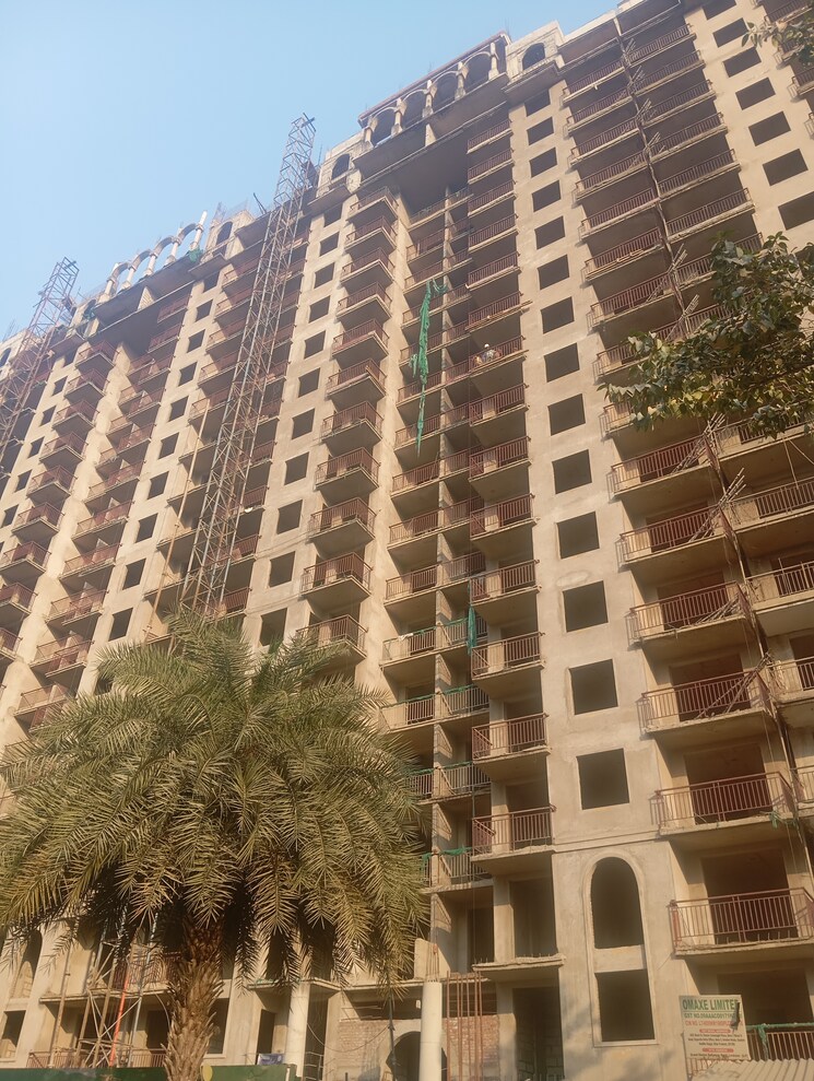 Exterior View, grand-omaxe 2 Bedroom 1125 Sq.Yd. Apartment In Gomti Nagar Lucknow 8682556