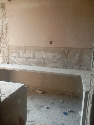 Bathroom in 2 BHK Apartment at Grand Omaxe, Gomti Nagar – for Sale