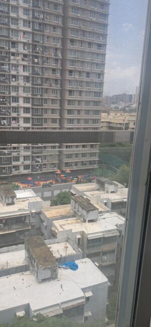 2 BHK Apartment For Sale in Triumph Swastik, Malad West