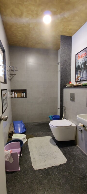 Bathroom in 3 BHK Apartment at Richmond Town – for Rent