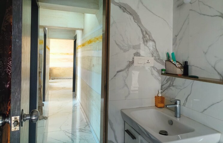Bathroom, rna-arcade 2 Bedroom 950 Sq.Ft. Apartment In Andheri West Mumbai 8682654