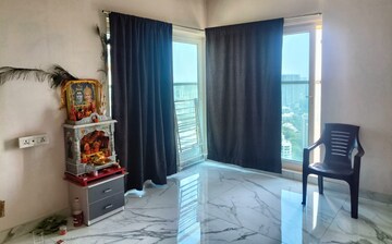 Bedroom in 2 BHK Apartment at RNA Arcade, Andheri West – for Rent