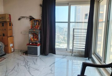 Room in 2 BHK Apartment at RNA Arcade, Andheri West – for Rent