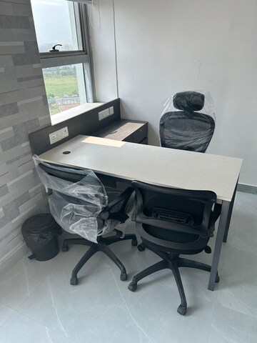  Co-working Space For Rent in Mani Casadona, New Town
