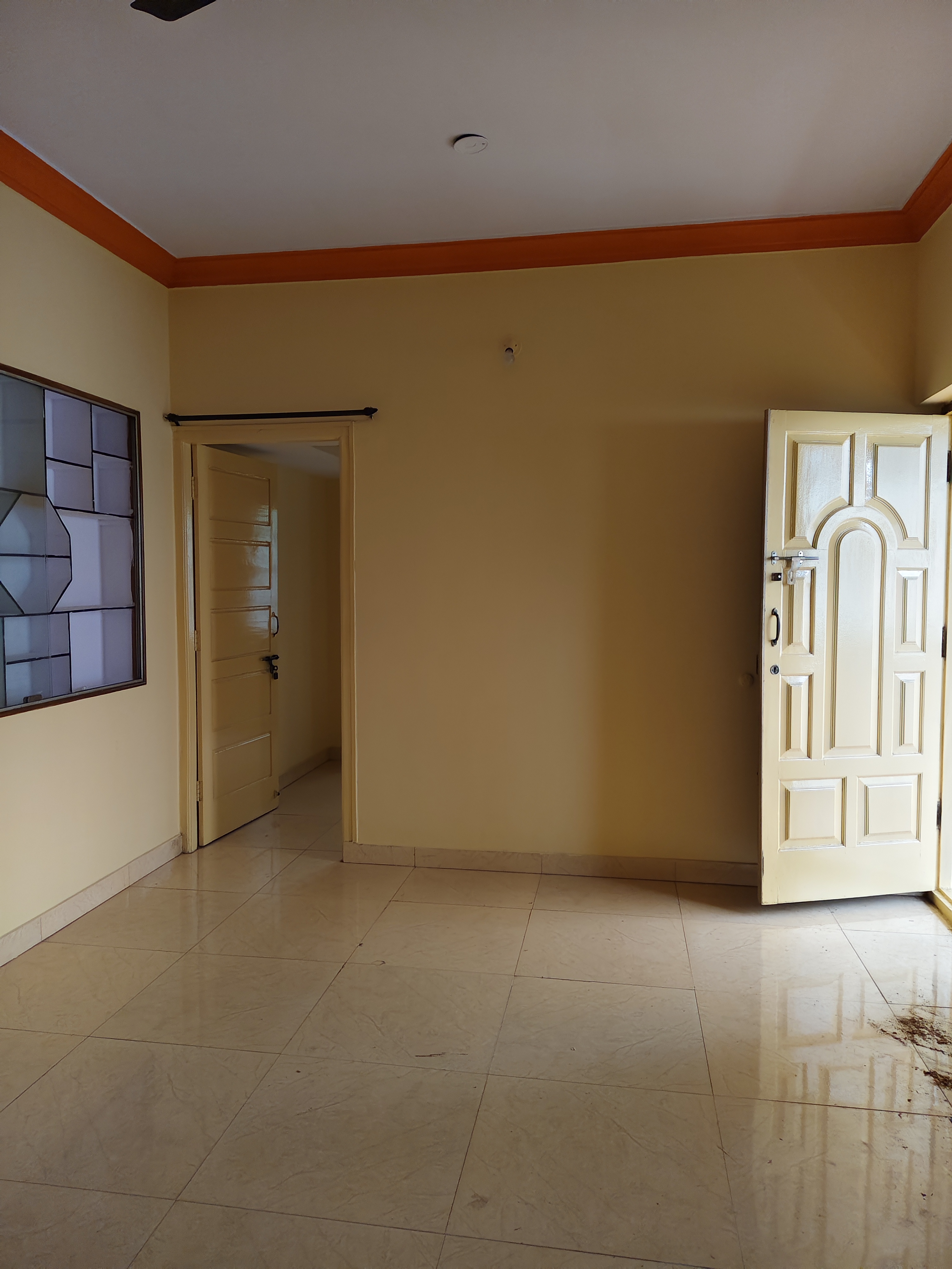 1 BHK Builder Floor For Rent in Ravi Building 