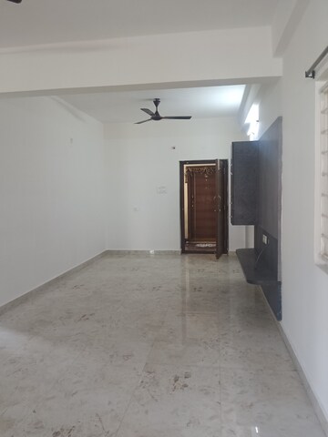 2 BHK Apartment For Rent in Manikonda