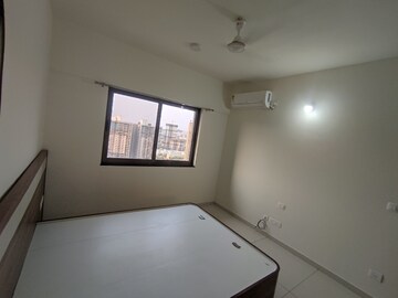 Room in 3 BHK Builder Floor at Paranjape Blue Ridge, Hinjewadi – for Rent