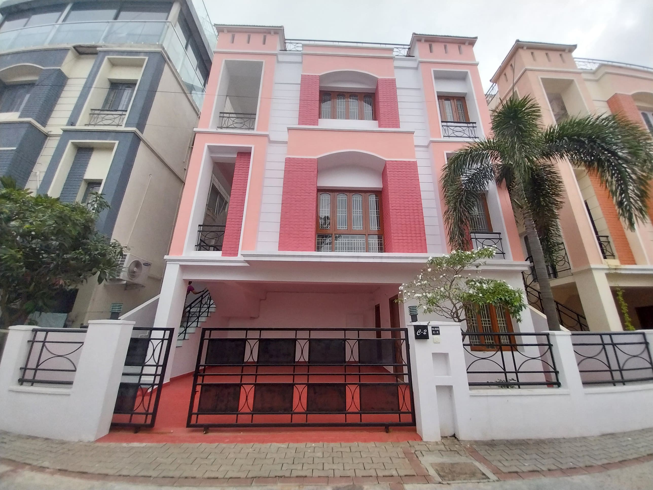 4 BHK + Pooja Room,Servant Room 3250 Sq.Ft. Villa in Lahari Jublee hills