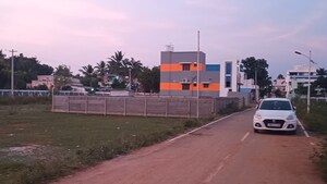  Plot For Sale in Ponmalaipatti