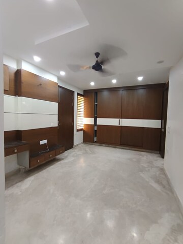 3 BHK Apartment For Rent in Navbharat Apartments, Paschim Vihar