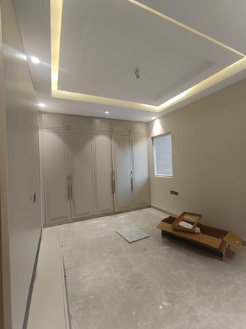 Bedroom in 2.5 BHK Apartment at Triveni Apartments CGHS, Paschim Vihar – for Rent
