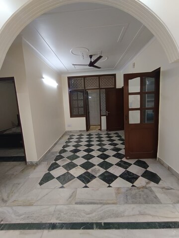 Building Lobby in 2.5 BHK Apartment at Anuradha Apartments CGHS, Paschim Vihar – for Rent