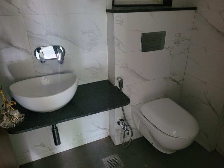 Attached Bathroom, angal-nilay 3 Bedroom 1500 Sq.Ft. Apartment In Model Colony Pune 8682789
