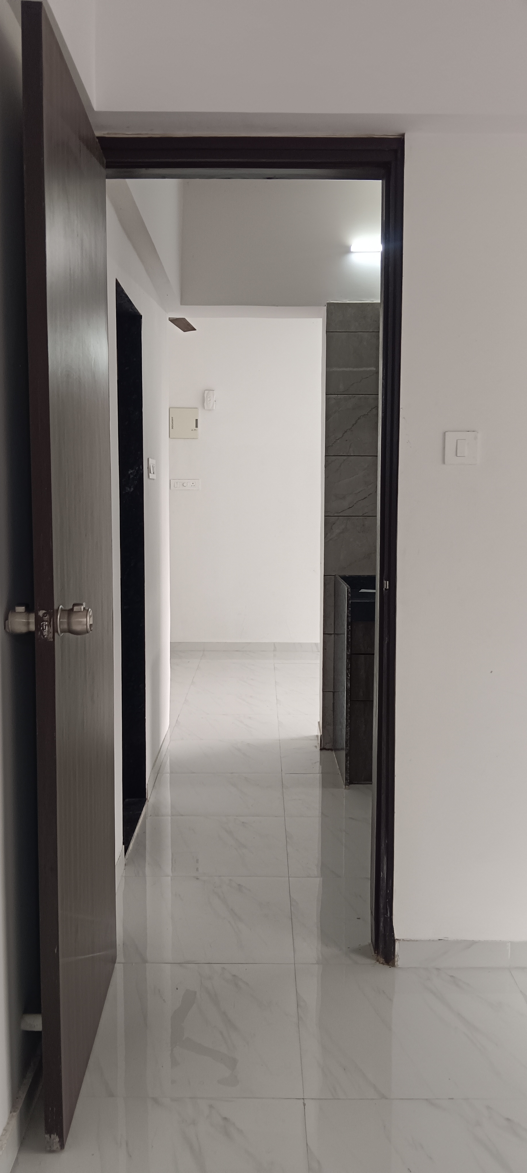 1 BHK 450 Sq.Ft. Apartment in Rishab Jay Sarang