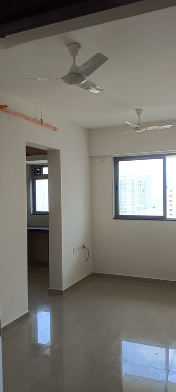 Room in 1 BHK Apartment at Bageshri CHS, Goregaon East – for Rent