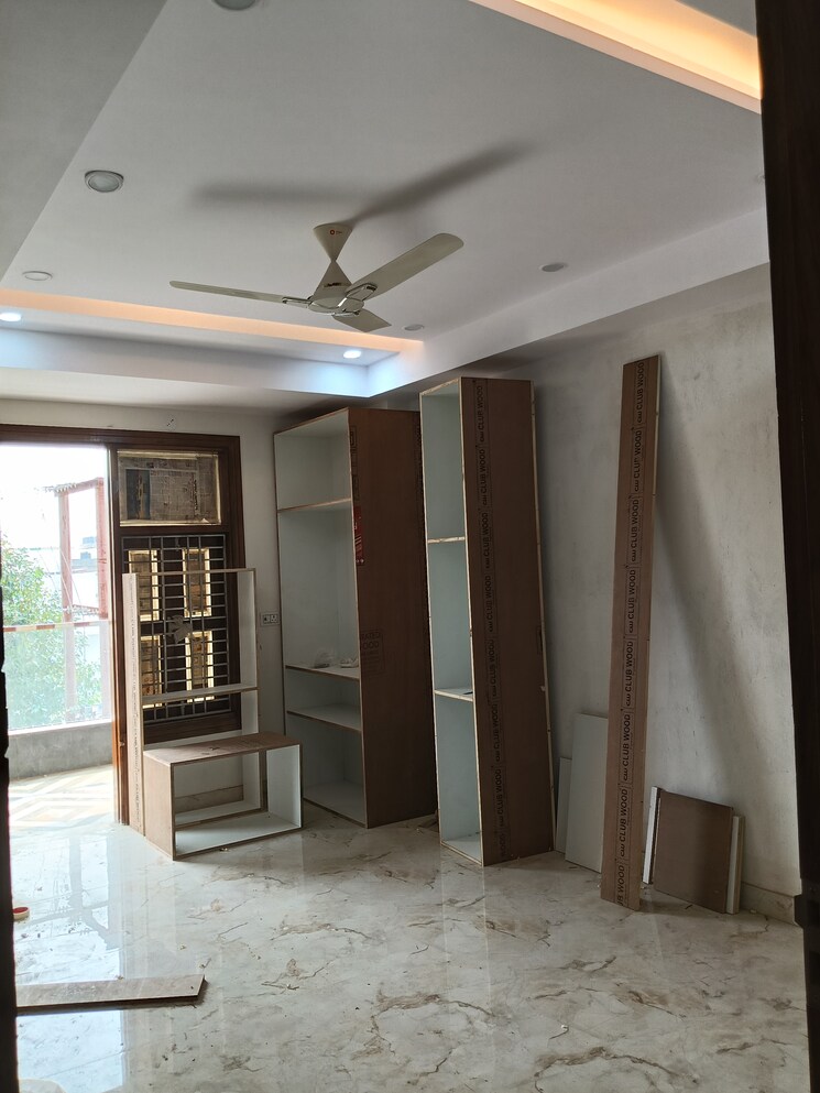 undefined, shalimar-apartments-shalimar-garden 3 Bedroom 1350 Sq.Ft. Builder Floor In Shalimar Garden Ghaziabad 8682809
