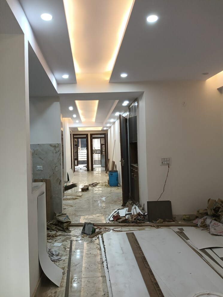 Bathroom, shalimar-apartments-shalimar-garden 3 Bedroom 1350 Sq.Ft. Builder Floor In Shalimar Garden Ghaziabad 8682809