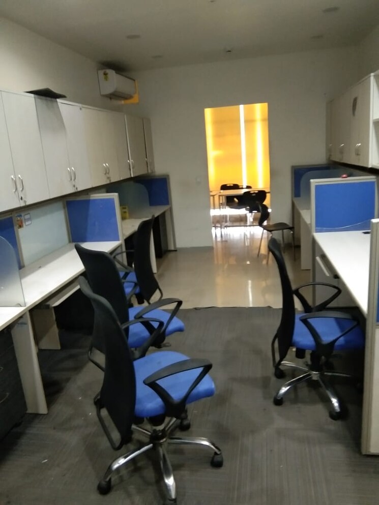 Team Area, malviya nagar Commercial Office Space 2000 Sq.Ft. In Malviya Nagar Jaipur 8682889