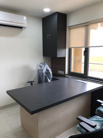  Office Space For Rent in C-Scheme