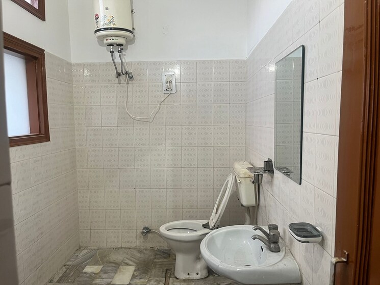 Bathroom, sector 10 2 Bedroom 1600 Sq.Ft. Independent House In Sector 10 Panchkula 8682903