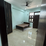 1.5 BHK + Extra Room 700 Sq.Ft. Builder Floor in Sector 63A