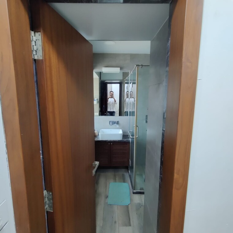 Attached Bathroom, db-realty-orchid-woods 2.5 Bedroom 980 Sq.Ft. Apartment In Goregaon East Mumbai 8682974