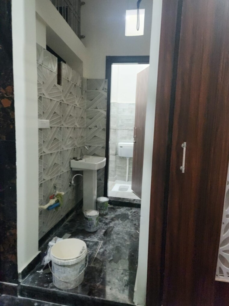 Balcony, raksha puram 4 Bedroom 93 Sq.Yd. Independent House In Raksha Puram Meerut 8683025